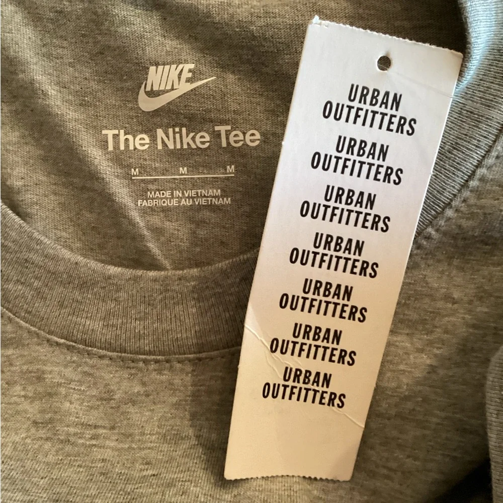 Nike Sportswear 